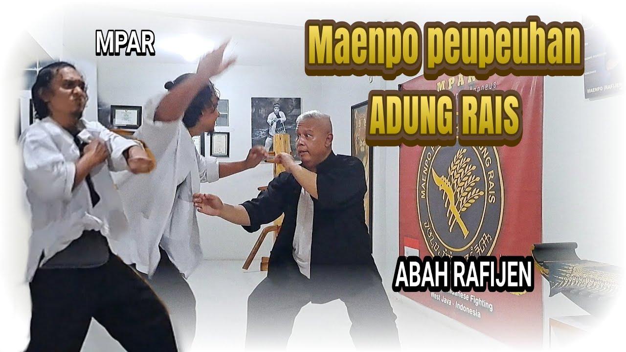 Abah Rafijen mengajar Maenpo peupeuhan Adung Rais