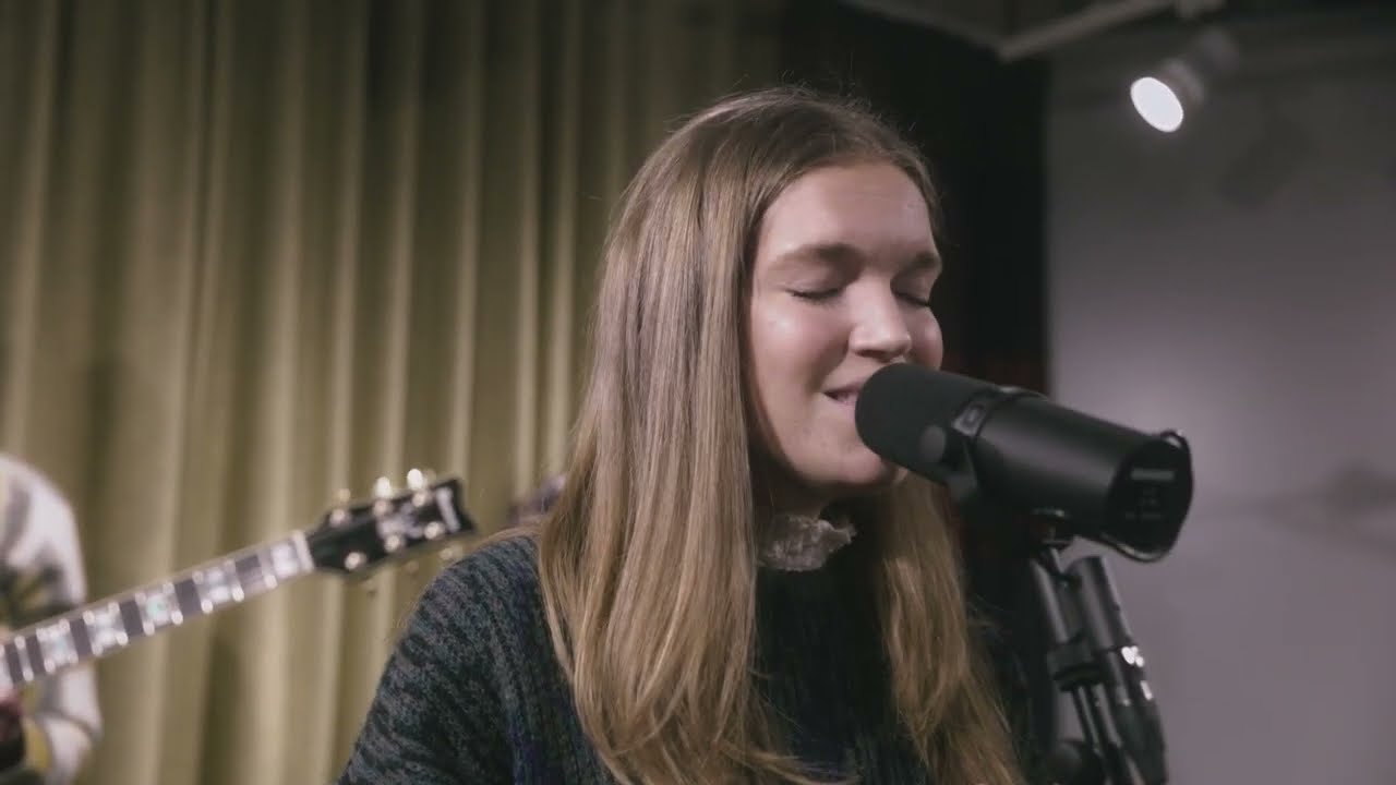 COME CLOSER - CHAMELEON CLUB (live at KMH)