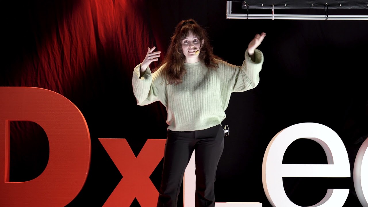 La música que no me enseñaron | María Valverde / Valgreen | TEDxLeon