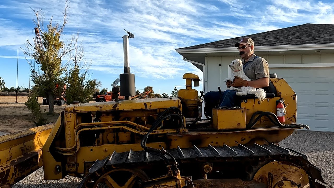 Бульдозер Caterpillar D4 7U17655 1952 года с рамой из Небраски возвращается домой. Эпизод № 1U