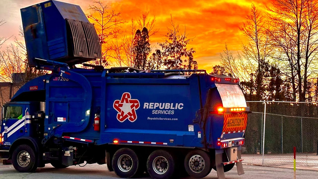 Republic Services FL Packing out on Post Xmas overflowing Apartment dumpsters at sunset