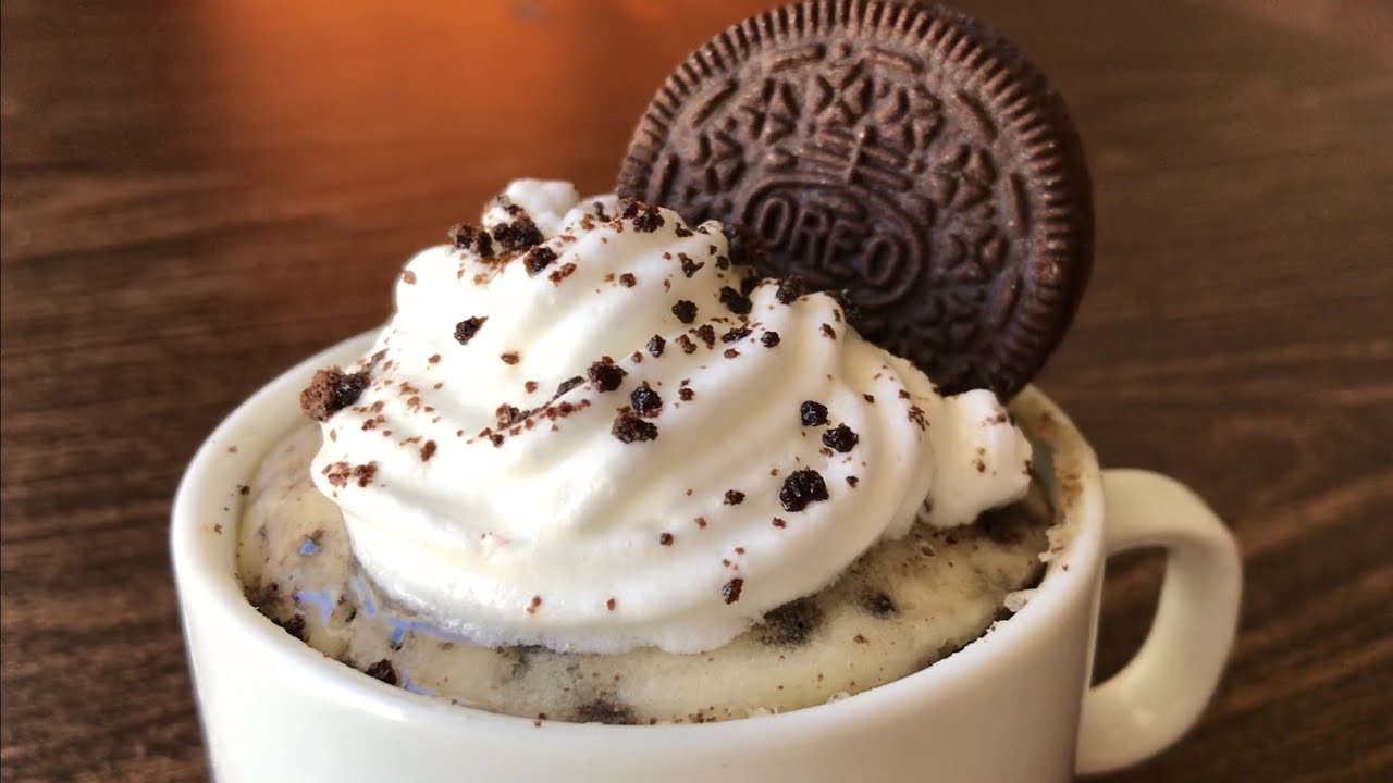 Oreo Mug Cake in 1 Minute | Eggless Microwave Cake Recipe | Em&rsquo;s Kitchen