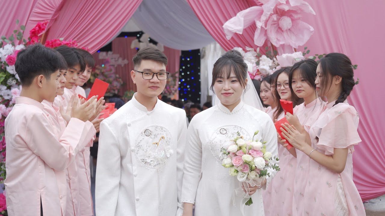 Ăn hỏi Lương Quyên