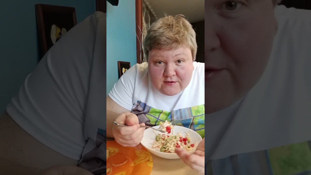 Камбала жареная и салатик для Ларисы Алексеевны