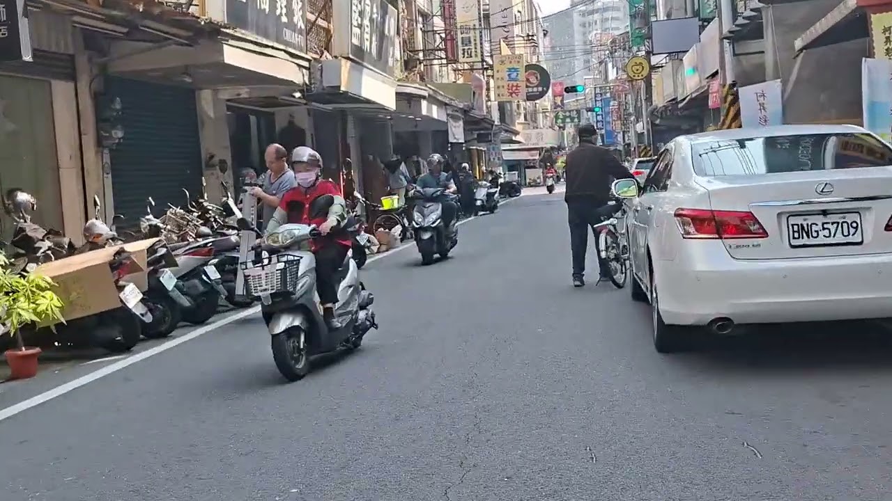 🇹🇼LAGI JALAN JALAN DIKAOHSIUNG# #VLOGHARIANKUVEDEOHARIANKU# 