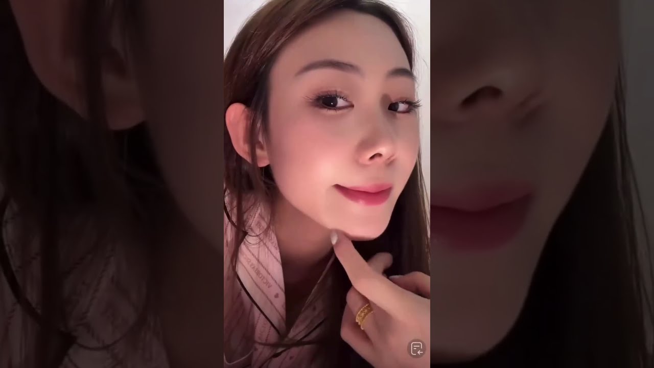 美女直播闪现，大家看准时机哦，有亮点！
