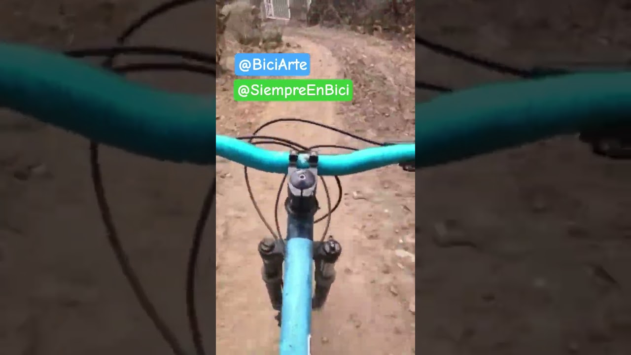 #MTBFail Ca&iacute;da en el volc&aacute;n tetlaman.. 🏴&zwj;☠️🚵🏻💨🤠😂😂😬 #mtb #biciarte #ciclismo #mtbcdmx