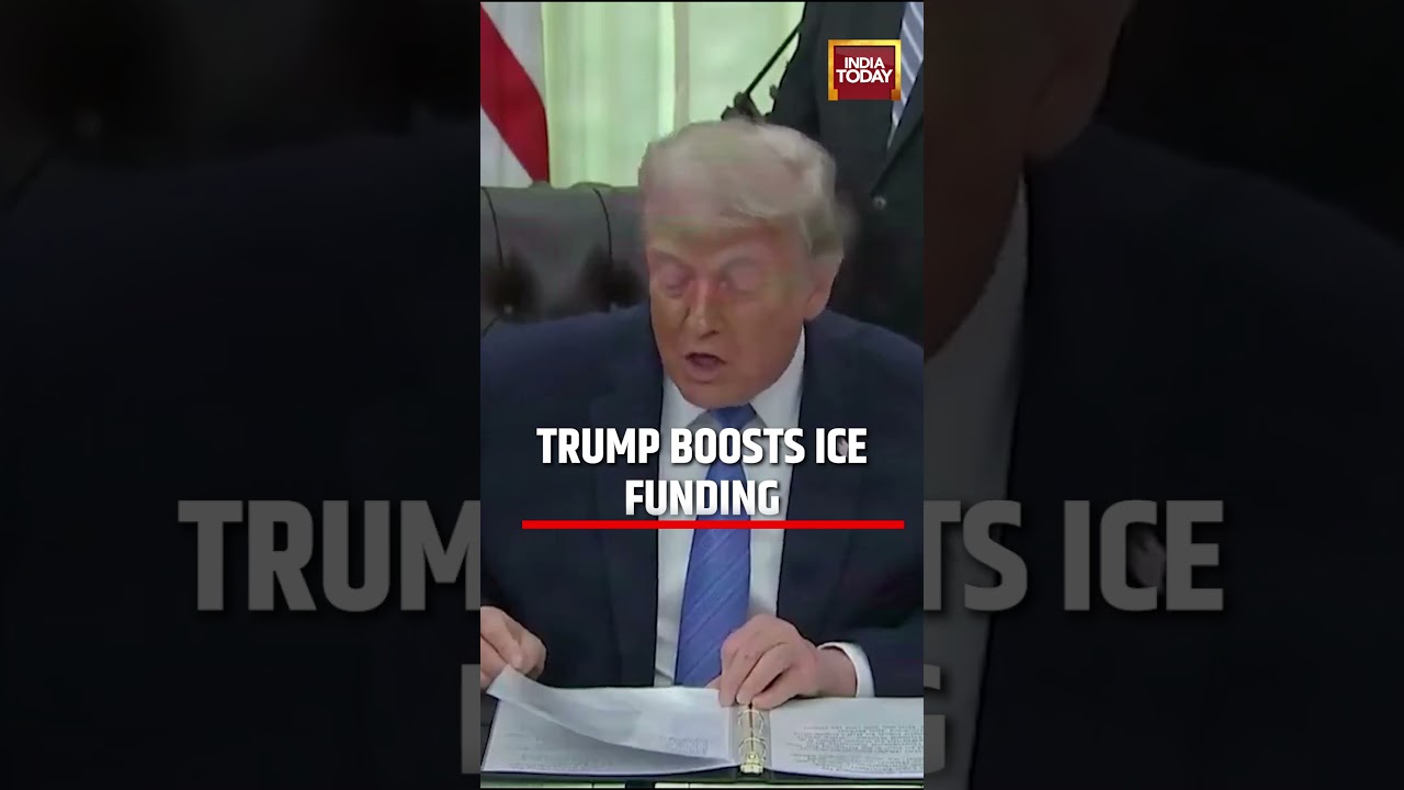 Трамп: Закон о безопасности Америки выделяет 38 миллиардов долларов на ICE и 26 миллиардов доллар...