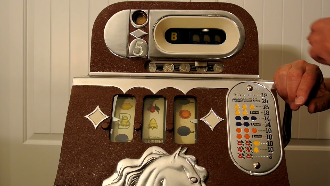 Millls Horse Head Slot Machine