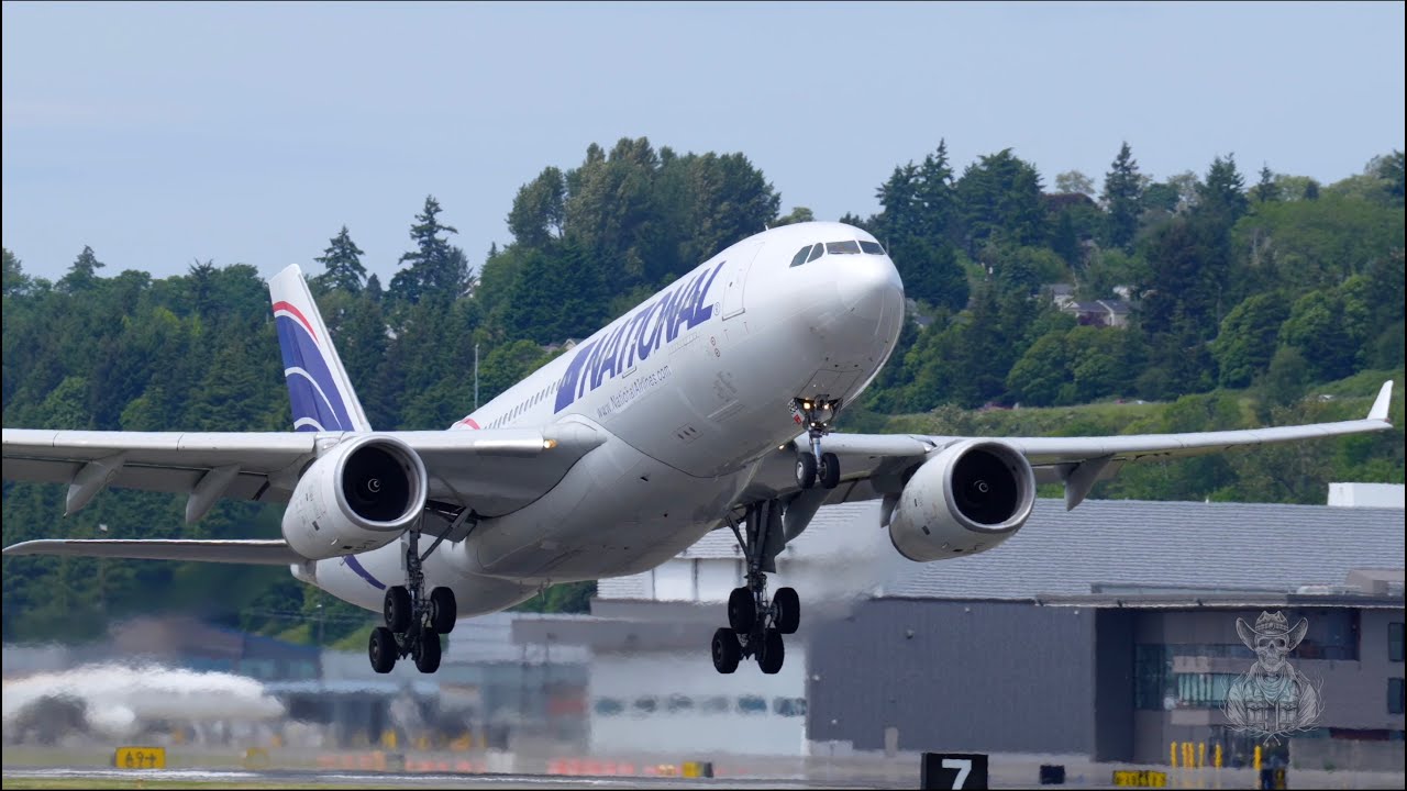 National Airlines A330-200 Takeoff From Boeing Field