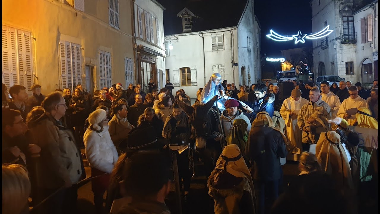 Noël à Pesmes (70) : une crèche grandeur nature !