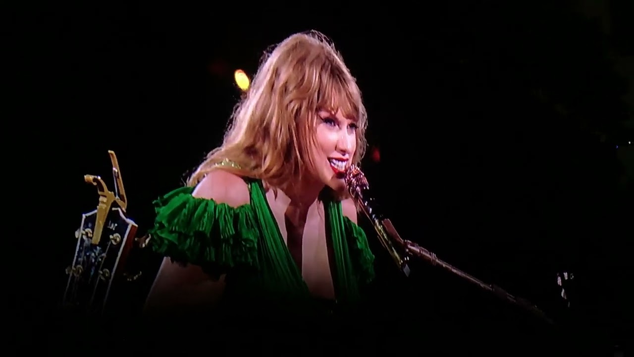 Taylor Swift - You're on Your Own , kid (Live at The Eras Tour CDMX) 26-08-2023