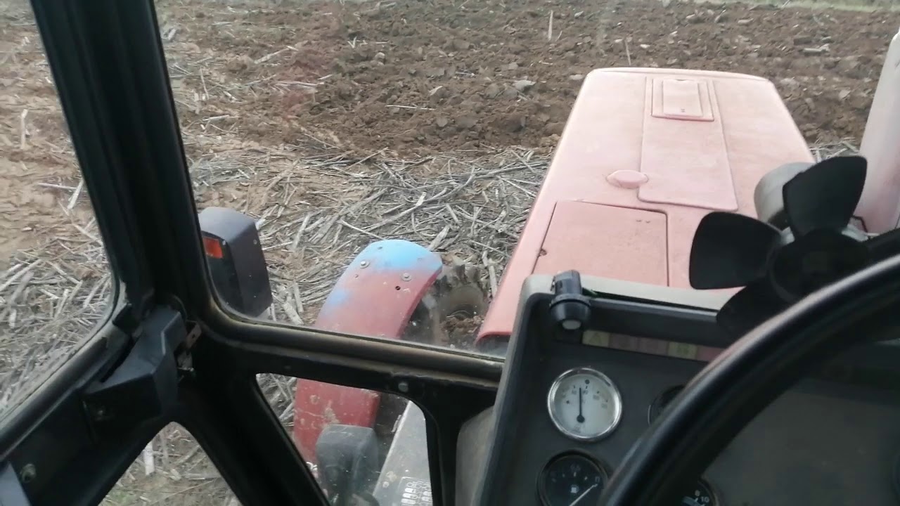 Mtz 82.1 szántás