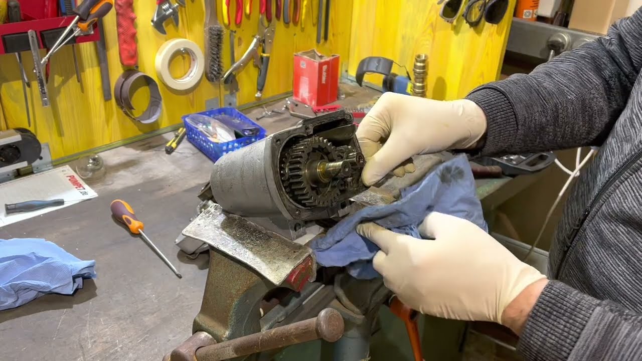 Getriebeschaden an der NSU 251 OSL oder was ist los?? Teil 1