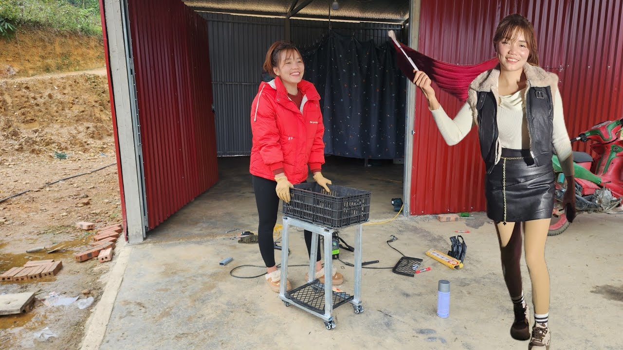 Genius girl: builds her own cart and repairs motorcycles.