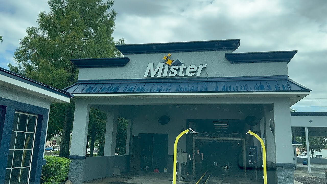 Going to Mister Car Wash | Showing How to Sign up for the Unlimited Club