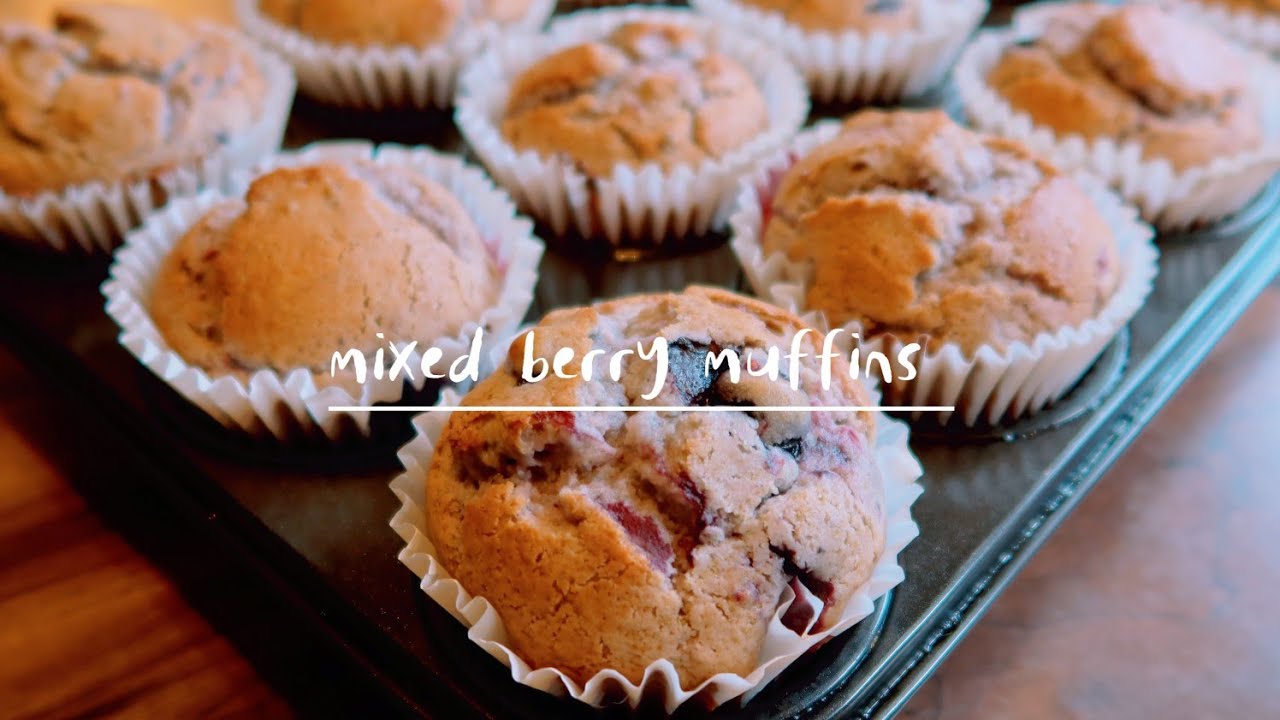 mixed berry muffins | best muffin EVER!