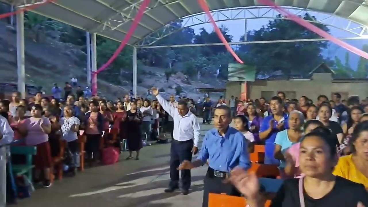 Los Rayitos De Cristo_ Hemos venido para adorarle 