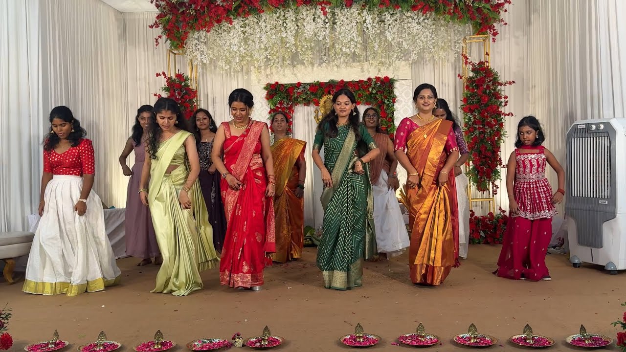 Kerala wedding day dance - Bridesmaids rocking!#weddingdance #keralawedding #bridesmaids