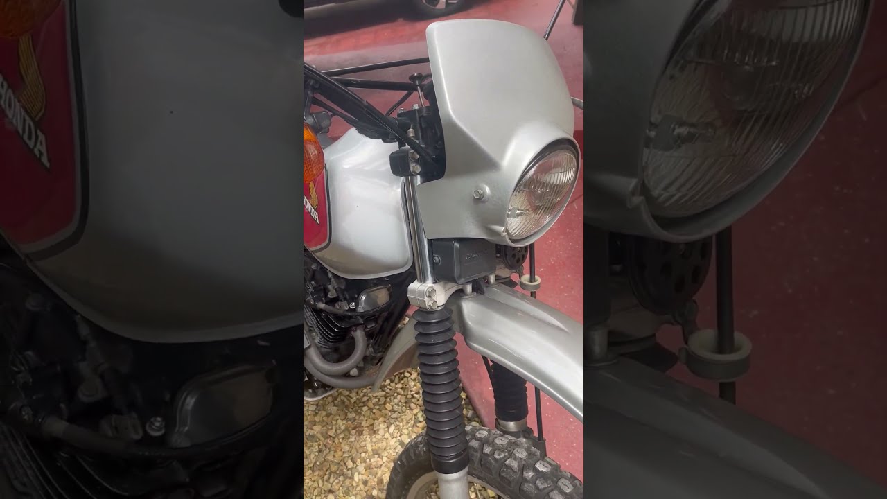 ORIGINAL HONDA 1982 XL 250R. SILVER.