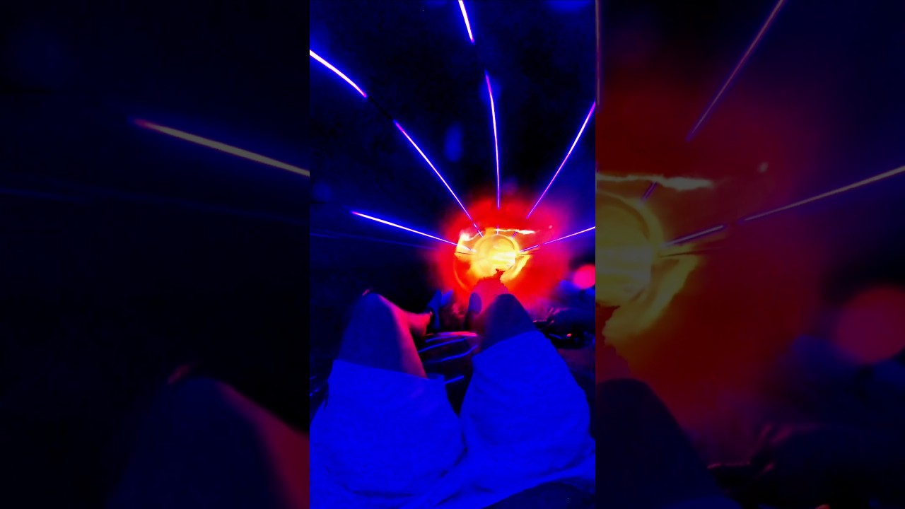 Disco River в Slide & Splash: умопомрачительные изгибы и свет!  