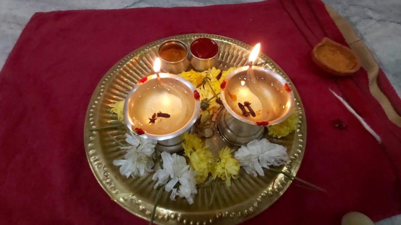 #lakshmidevi #moneytips
ఆకస్మిక ధన లాభం కోసం ప్రతి నిత్యం ఇలా దీపారాధన చేయండి