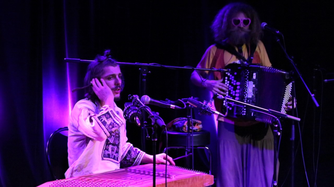 Moskitto Bar (World Fusion Music) - ''Hop Stop''