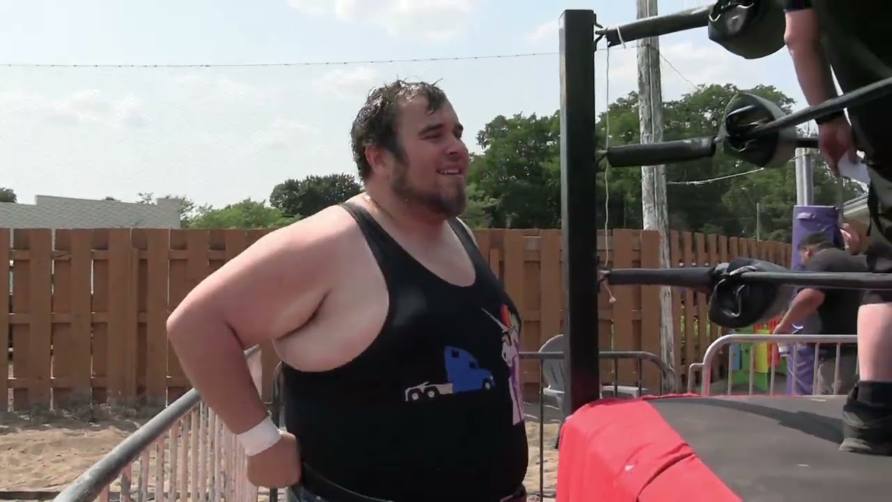 EWF TV Episode 13 Dewey Murray vs Machio