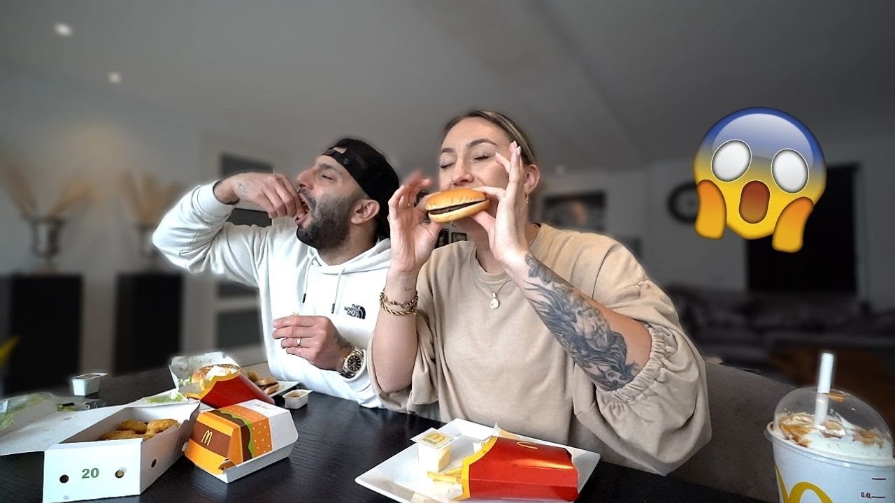 WIE VAN ONS BINNEN 1 UUR DE MEESTE CALORIEEN KAN ETEN DIE WINT! | #548