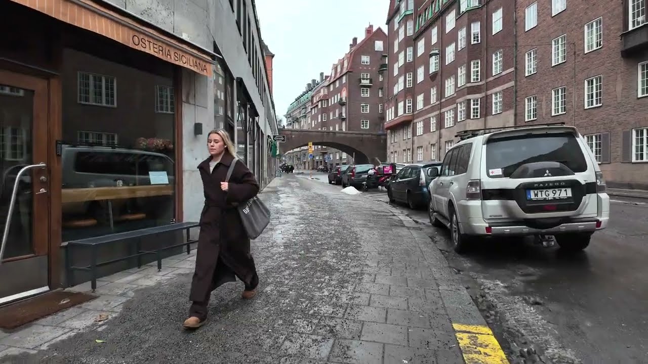AWSOME STYLISH Stockholm City Centre Winter Walk ❄️🇸🇪 4K Snowy Streets & Nordic Atmosphere
