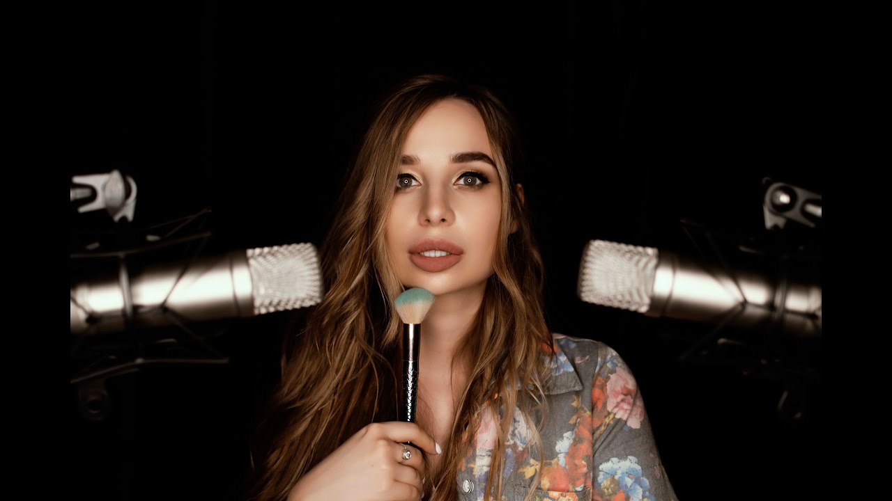 ASMR with Veronica, brushes