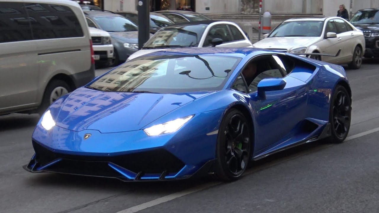 Insane Huracan with Aerodynamik Kit is driving in Vienna | STARTUP, REVS, ACCELERATION !