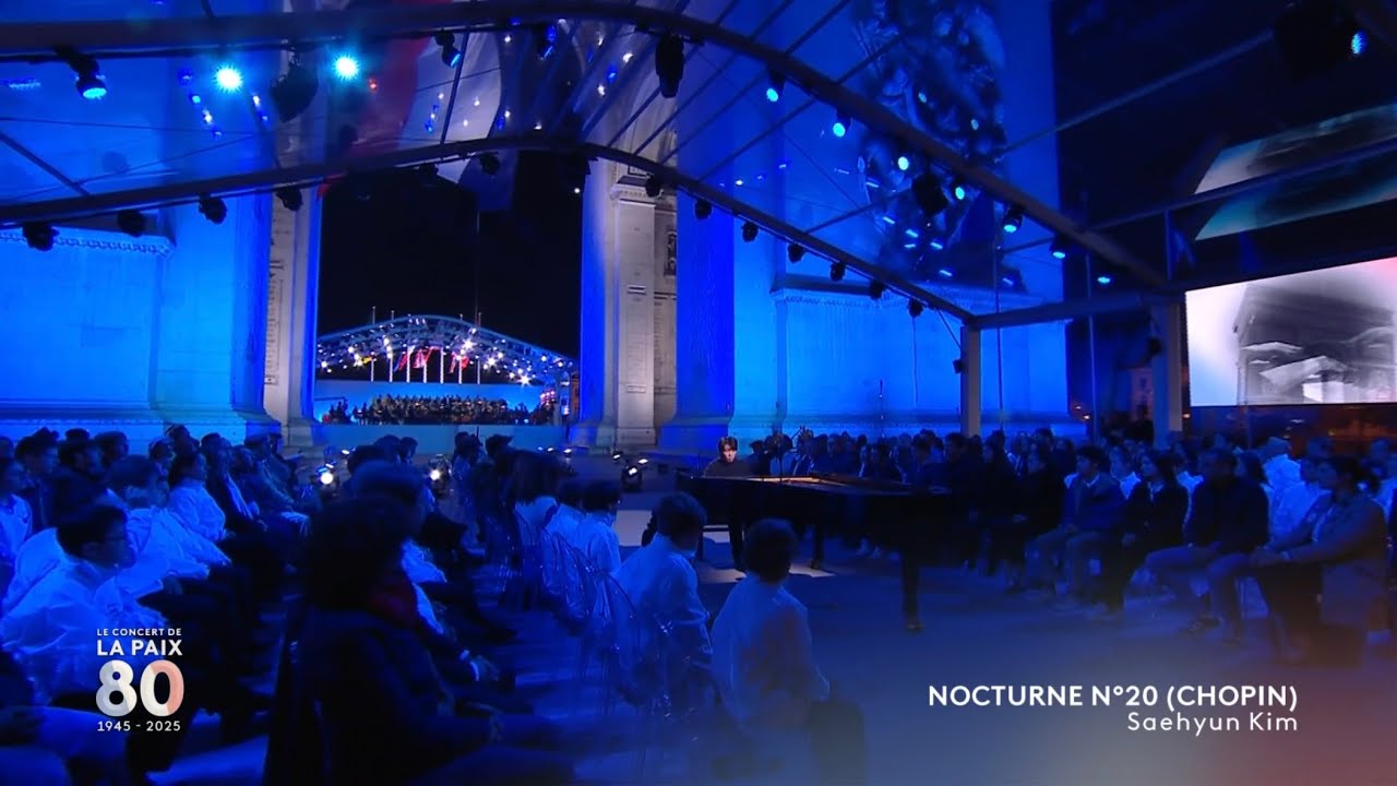 Saehyun Kim | CHOPIN Nocturne N°20 | « Le concert de la paix » à l'Arc de Triomphe
