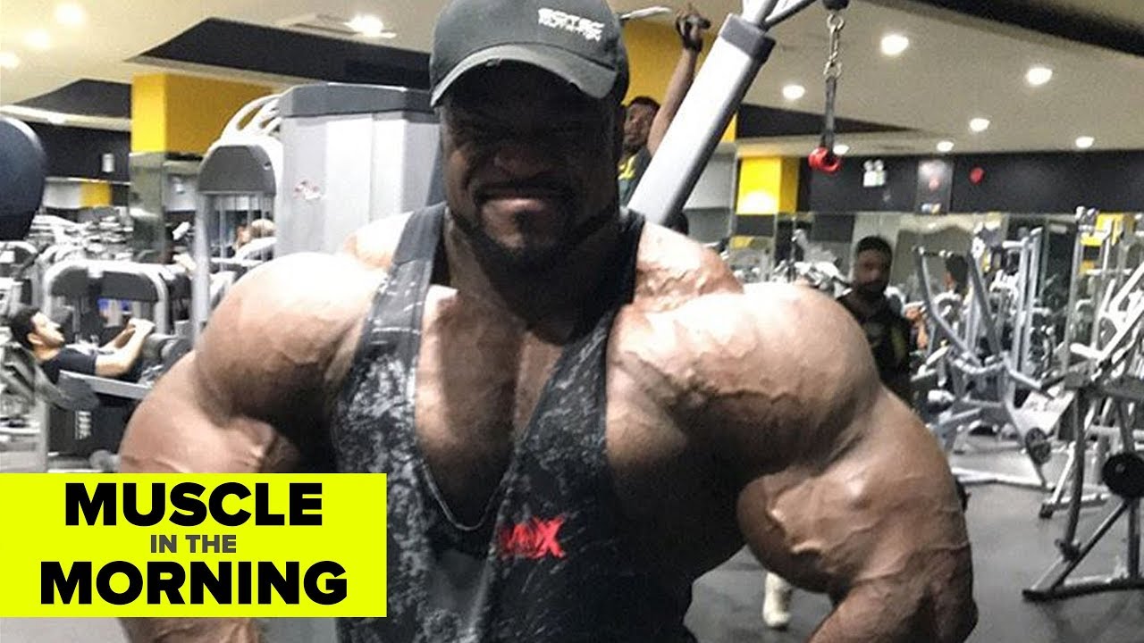 BRANDON CURRY 6 WEEKS OUT! Muscle in the Morning (8/2/18)