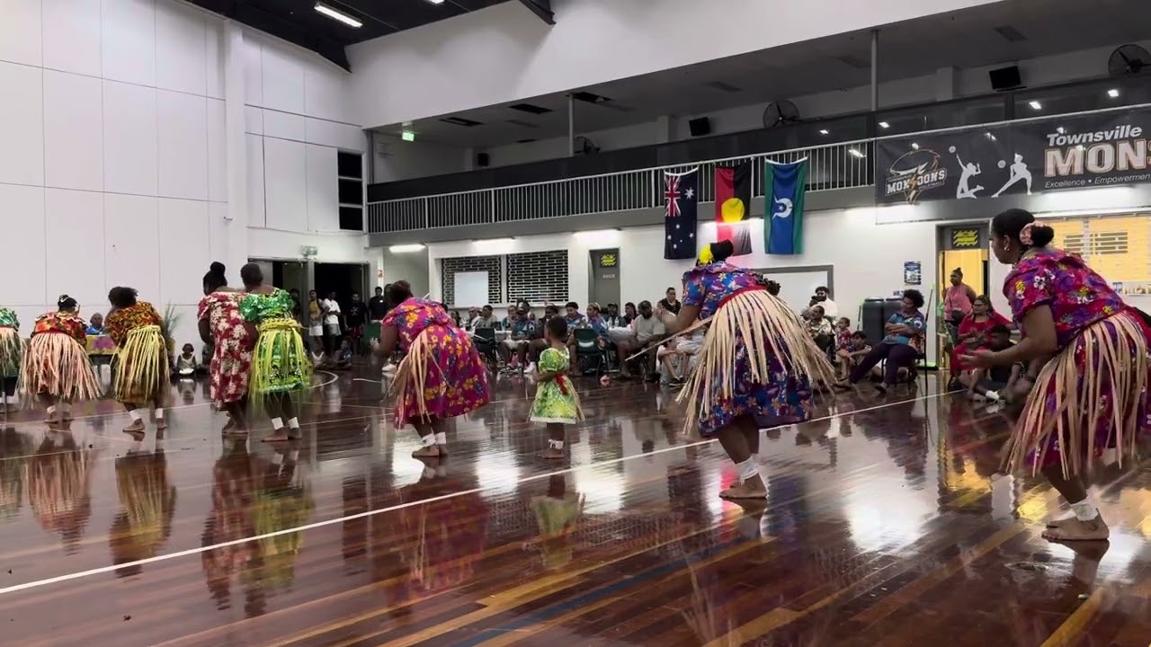 Mer girls Dancers (Townsville)