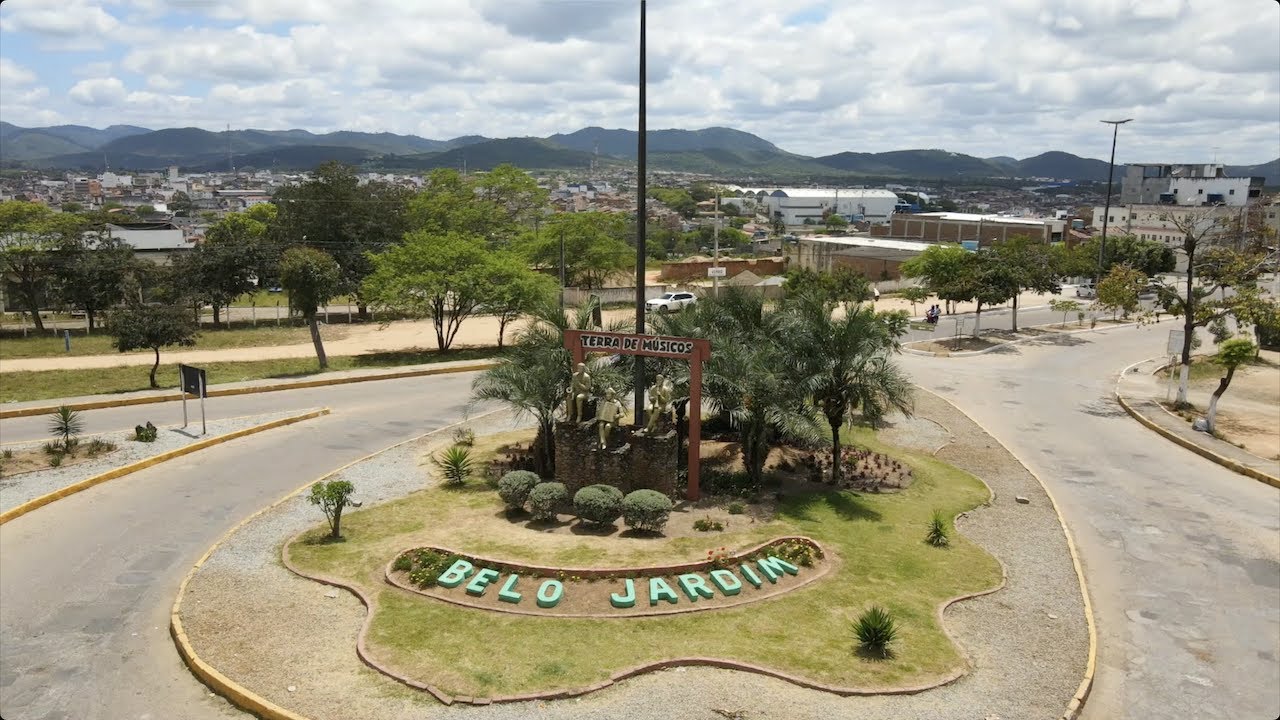 Cidade de Belo Jardim e Fábrica das Baterias Moura