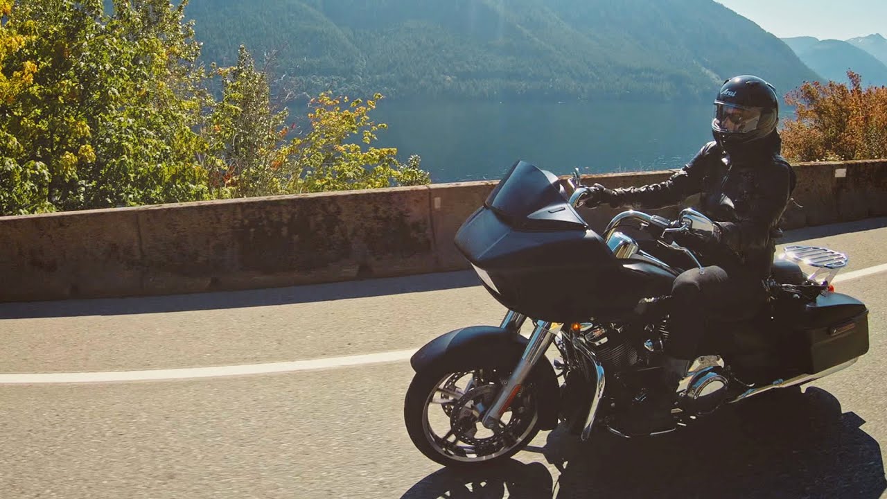 Bienvenue aux motos - Direction Pacifique! - Unis TV