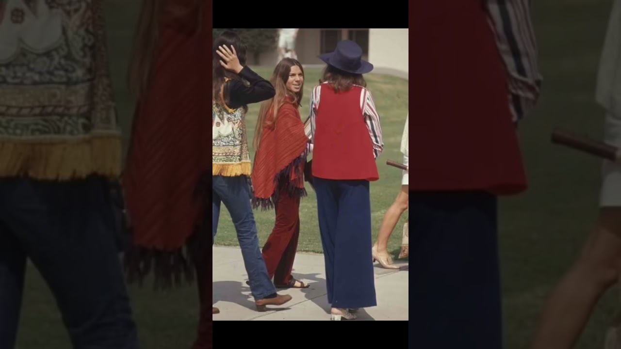 Feelin&rsquo; Groovy: Highschool Fashion 1969 (LIFE) #1960s #1970s #hippie #vintagefashion #vintagestyle