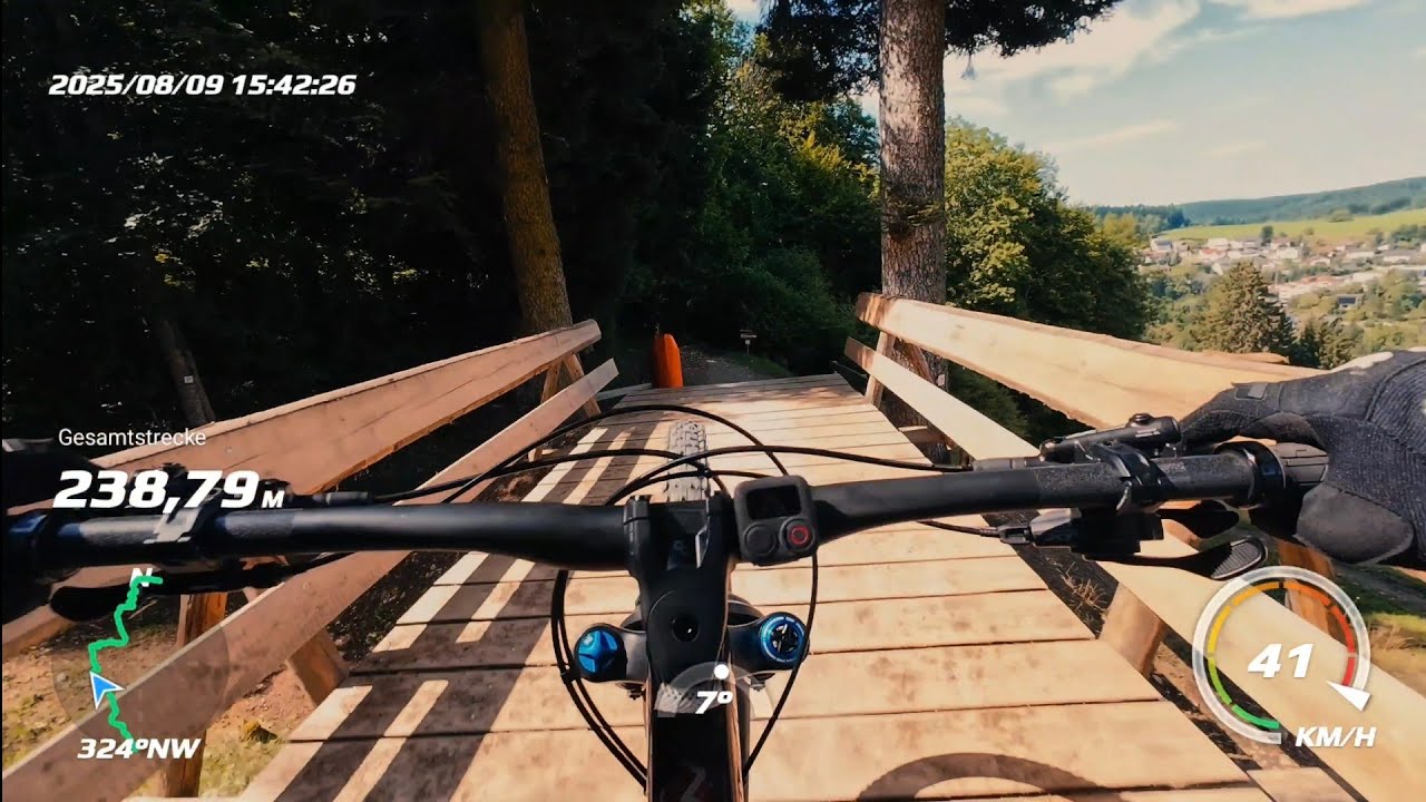 Castle Trail Bikepark Albstadt, Orbea Rallon on fire. 