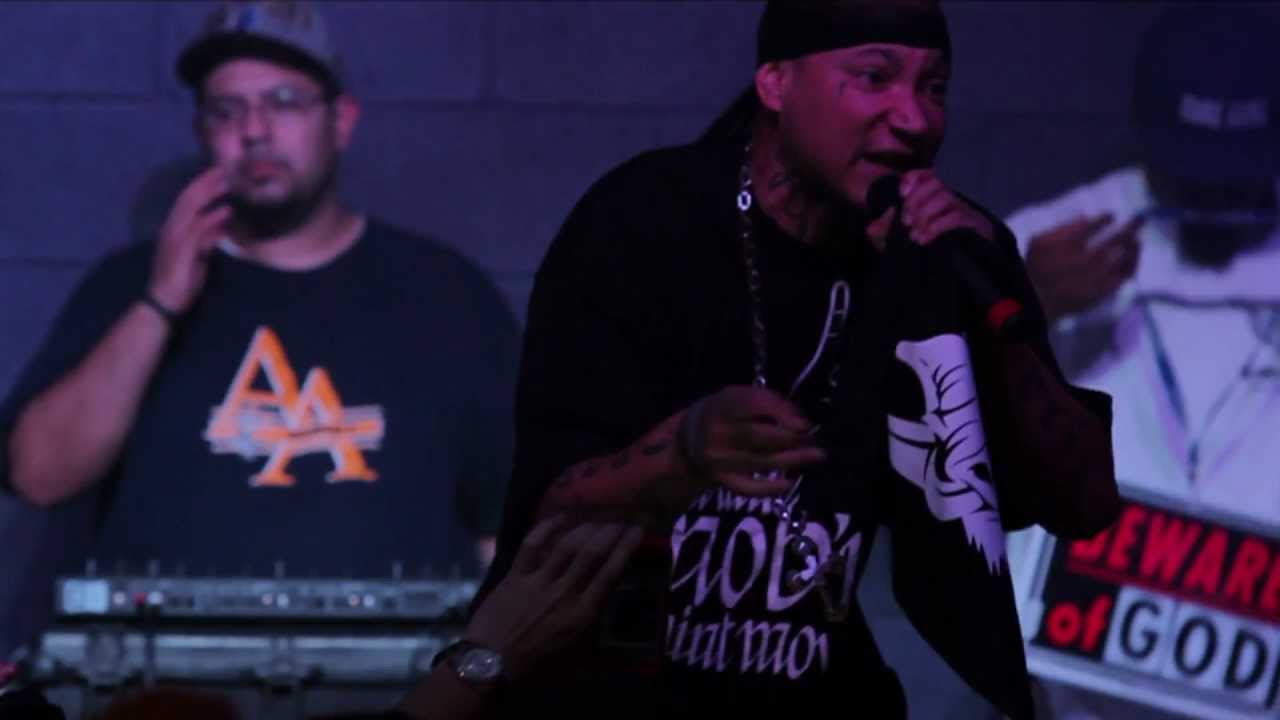 Sevin - And Wut (Live from Dallas, TX).mov