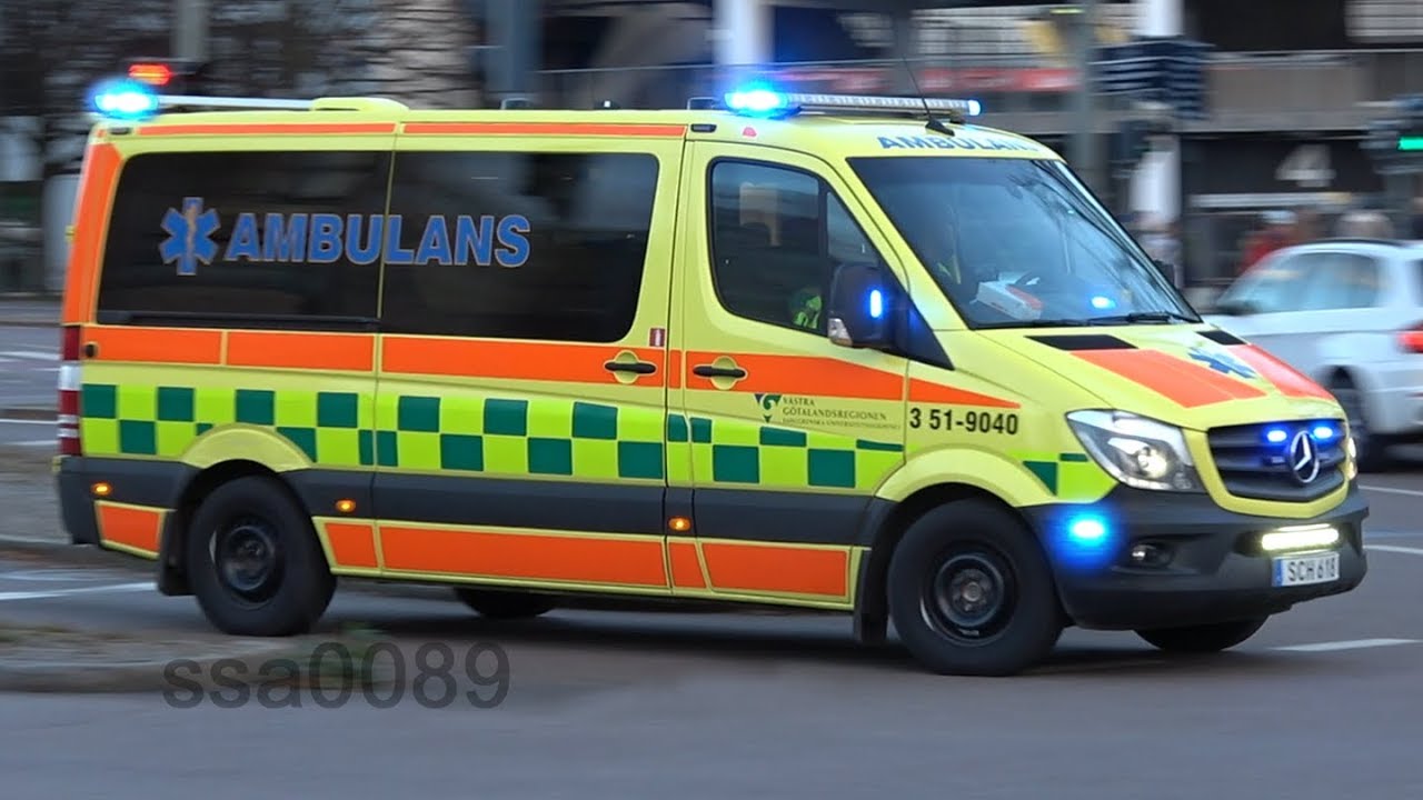 Ambulans 51-9040, 51-9130 utryckning Göteborg [SE | 11.2018]
