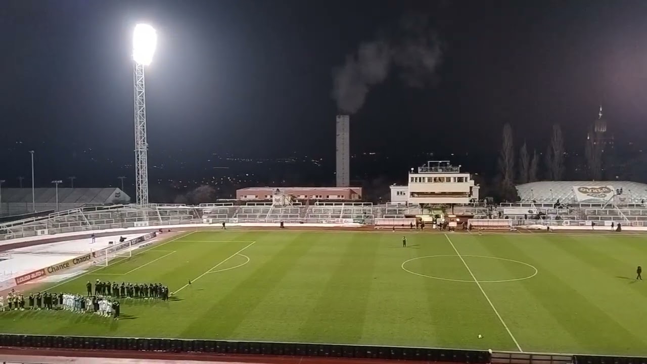 DUKLA - SPARTA 31.1. 2026 JULISKA  Děkovačka po výhře nad Duklou 🟦🟨🟥
