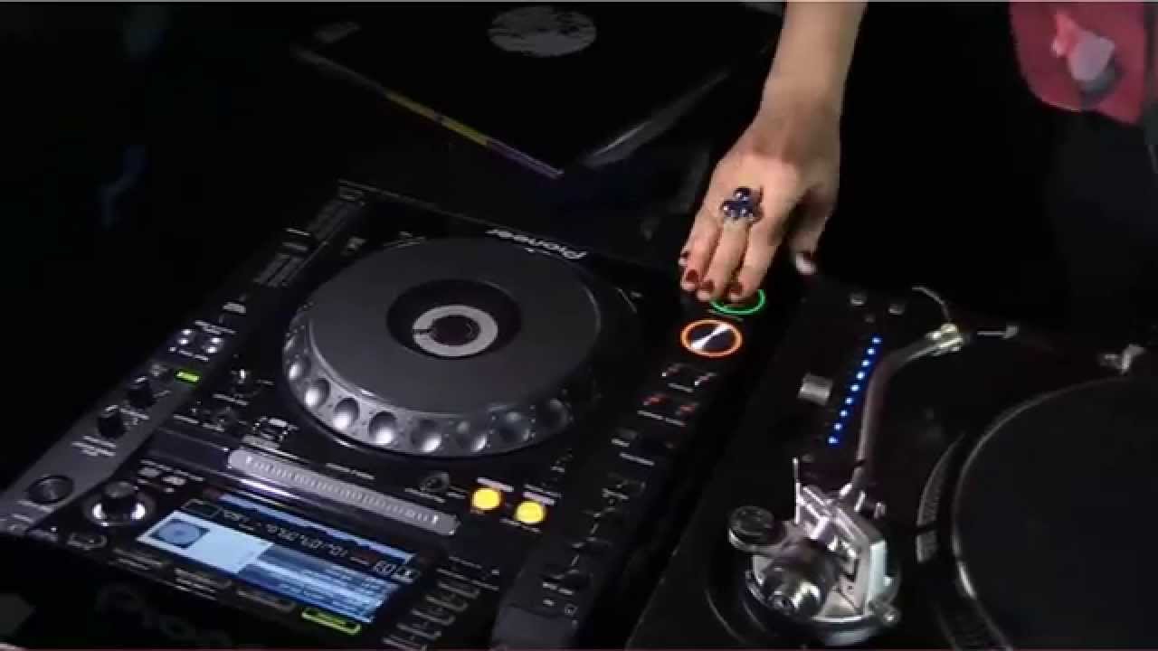 Alexandra @ Dommune, Tokyo (04.06.2015) Video