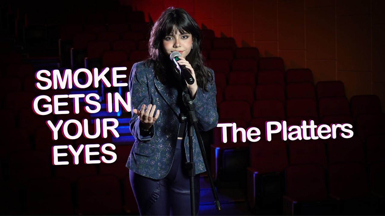 Smoke Gets In Your Eyes - The Platters (Cover by Bia Negreiros)