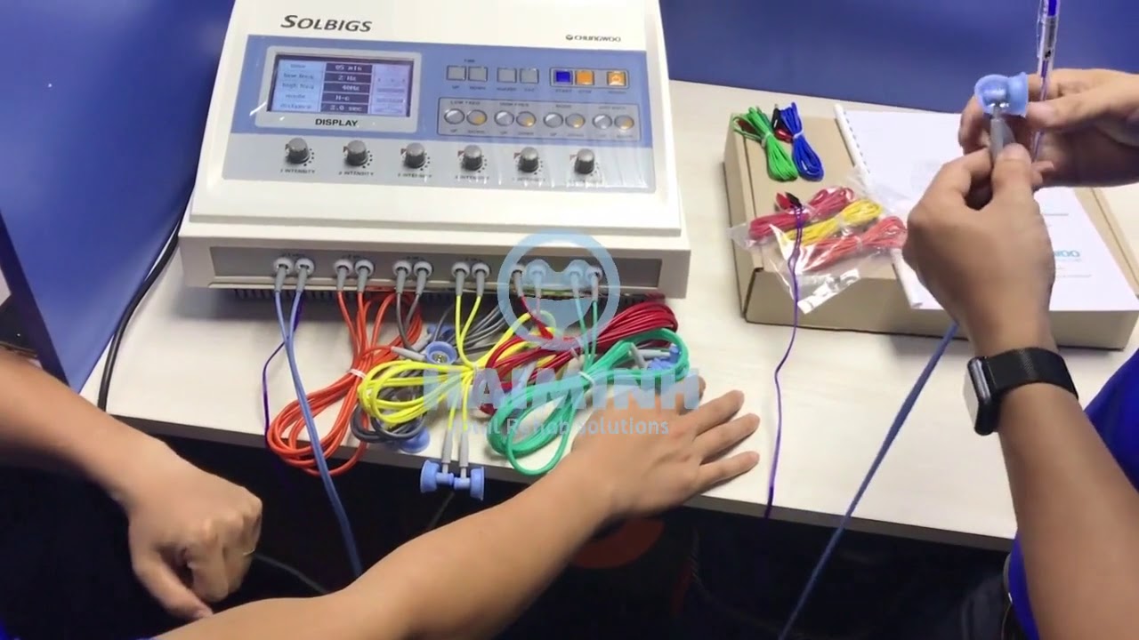 HDSD Máy điện châm không kim kết hợp có kim model: CWM 402 hãng Chungwoo