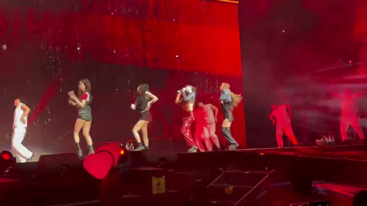 21. Blackpink - DDU-DU DDU-DU @ Foro Sol, Mexico City - D1 Fancam