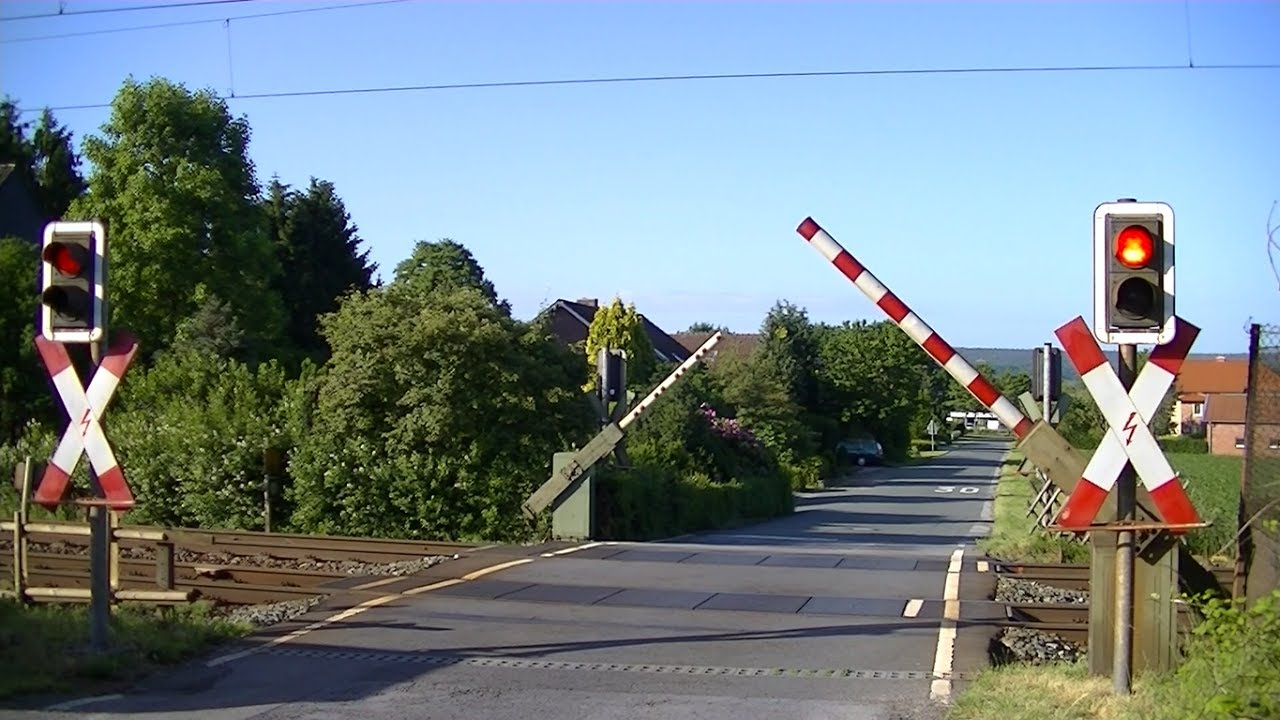 Spoorwegovergang Ibbenbüren (D) // Railroad crossing // Bahnübergang