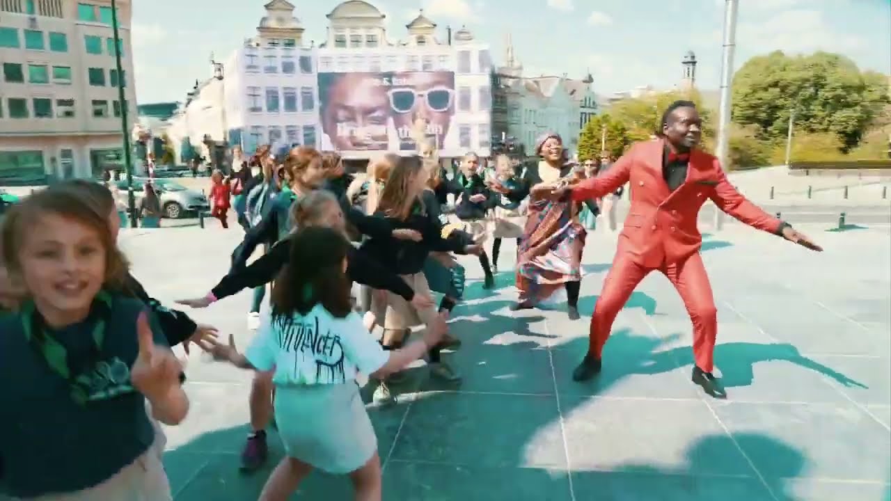 Clip: Fr JF Ifonge et Mua Mulopo Yésu atikaki Lola  Avec la danse Toko tomboka 10/05/22