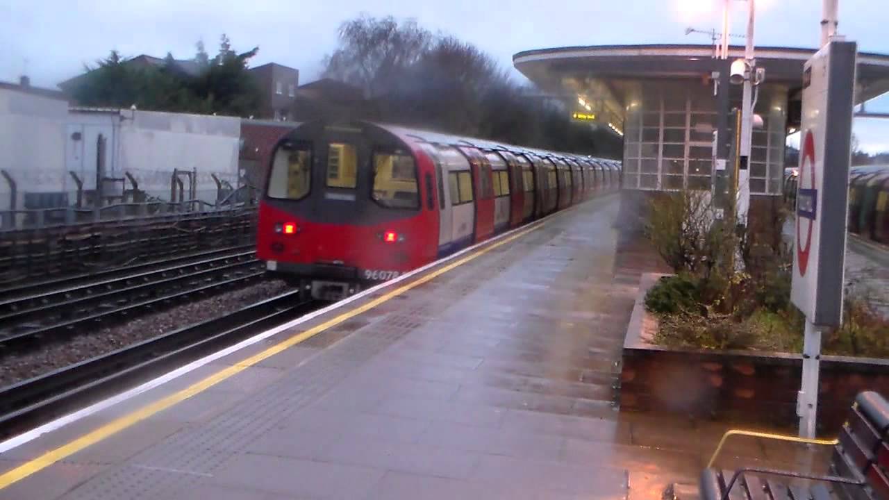 Season 4, Episode 645 - Dollis Hill (21/12/2013)