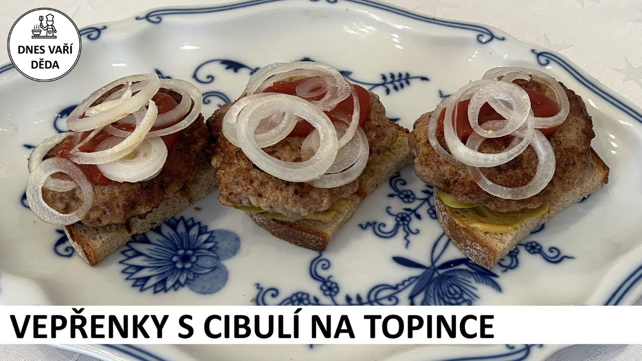 Vepřenky s cibulí na topince  | Josef Holub